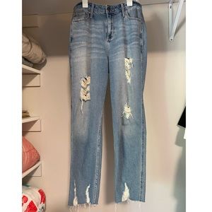 Hollister distressed boyfriend jeans
